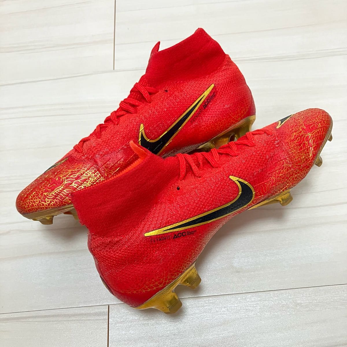激レア NIKE ナイキ マーキュリアルスーパーフライ6 エリート 激レア NIKE ナイキ マーキュリアルスーパーフライ6 エリート