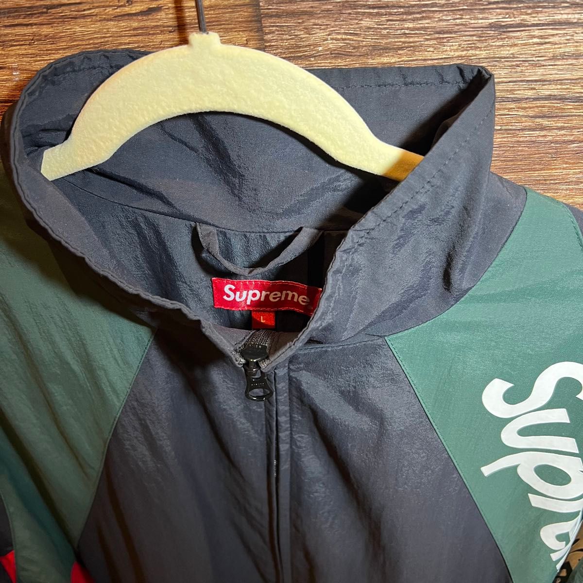 美品 Supreme Paneled Track Jacket|Yahoo!フリマ(旧PayPay 美品 Supreme Paneled Track Jacket|Yahoo!フリマ(旧PayPay