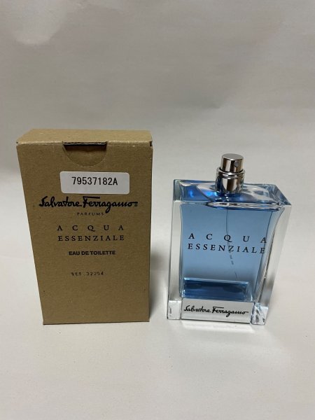 未使用品 フェラガモ アクアエッセンツィアーレ EDT 100ml
