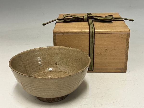 Mn3172 N県茶道家所蔵品 李朝時代 半使 茶碗 高麗茶碗 李氏朝鮮 Mn3172 N県茶道家所蔵品 李朝時代 半使 茶碗 高麗茶碗 李氏朝鮮
