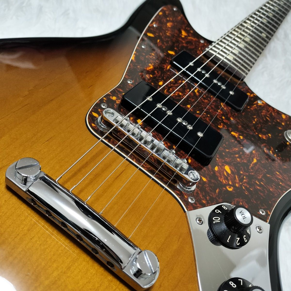 Fender Mexico Blacktop Jaguar 90 鼈甲PG サンバースト|Yahoo Fender Mexico Blacktop Jaguar 90 鼈甲PG サンバースト|Yahoo