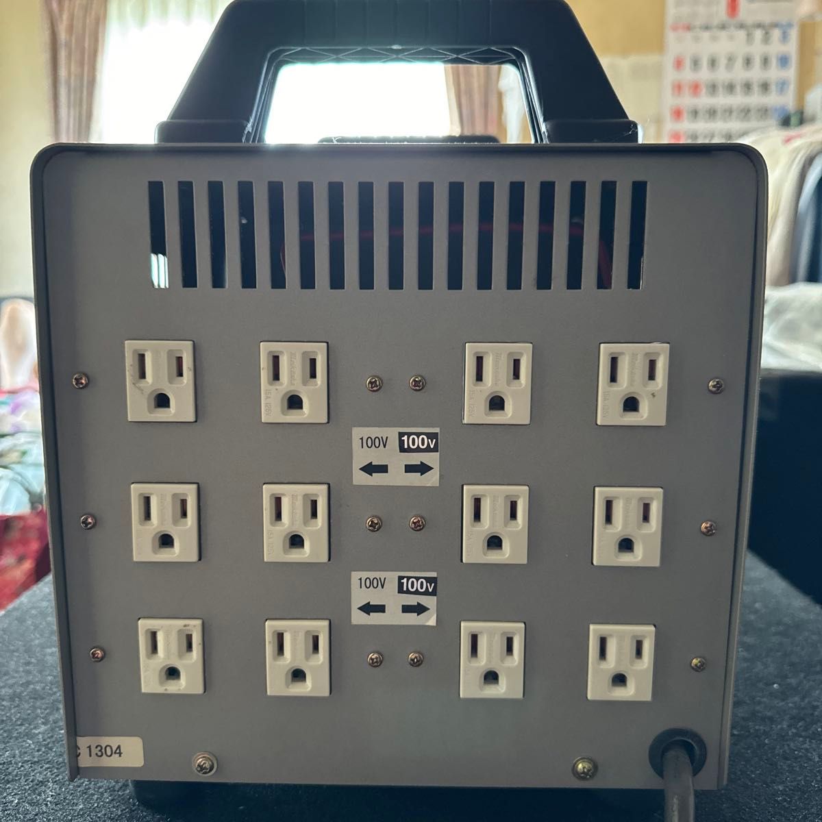 スター電器 オーディオ用 3000W ダウントランス STH-320A スター電器 オーディオ用 3000W ダウントランス STH-320A