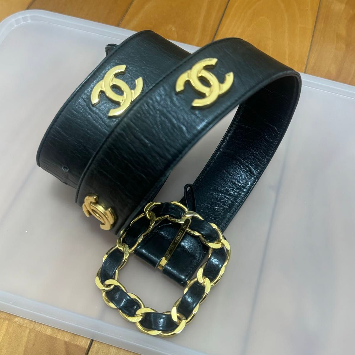 CHANEL レザーベルト チェーン ココマーク モチーフ ブラック 黒 CHANEL レザーベルト チェーン ココマーク モチーフ ブラック 黒