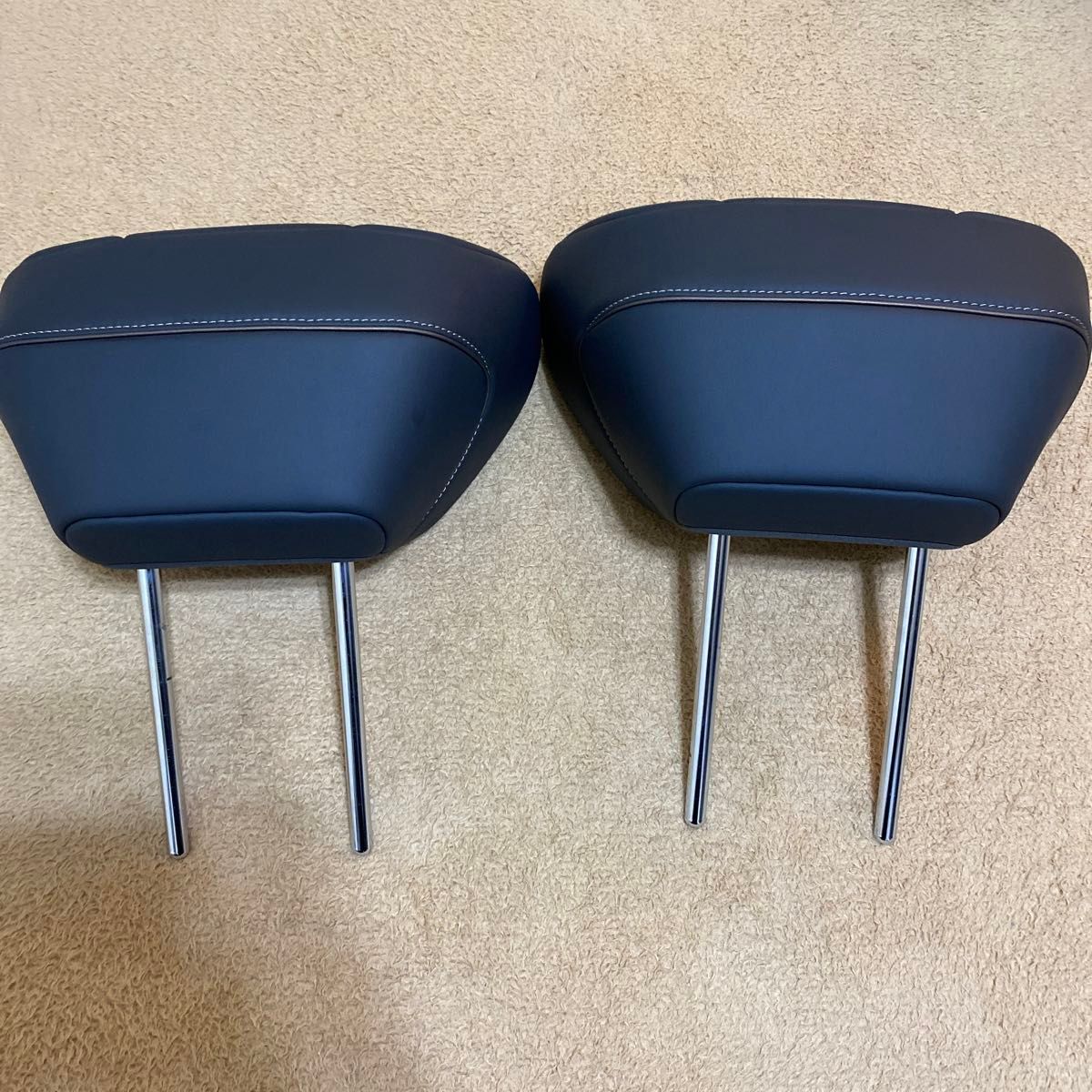 トヨタ 純正品 40系 アルファード/ヴェルファイア 2列目 トヨタ 純正品 40系 アルファード/ヴェルファイア 2列目