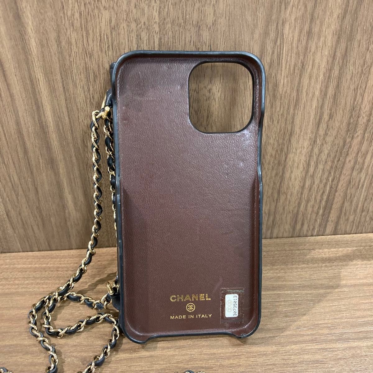 激レア CHANEL シャネル 小物 マトラッセ ラムスキン iPhone 激レア CHANEL シャネル 小物 マトラッセ ラムスキン iPhone