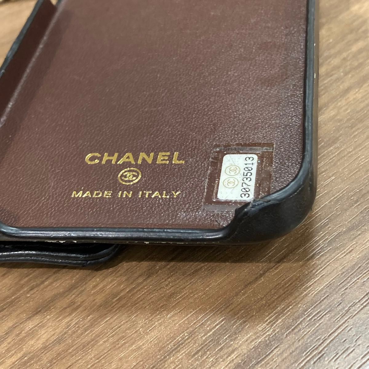 激レア CHANEL シャネル 小物 マトラッセ ラムスキン iPhone 激レア CHANEL シャネル 小物 マトラッセ ラムスキン iPhone