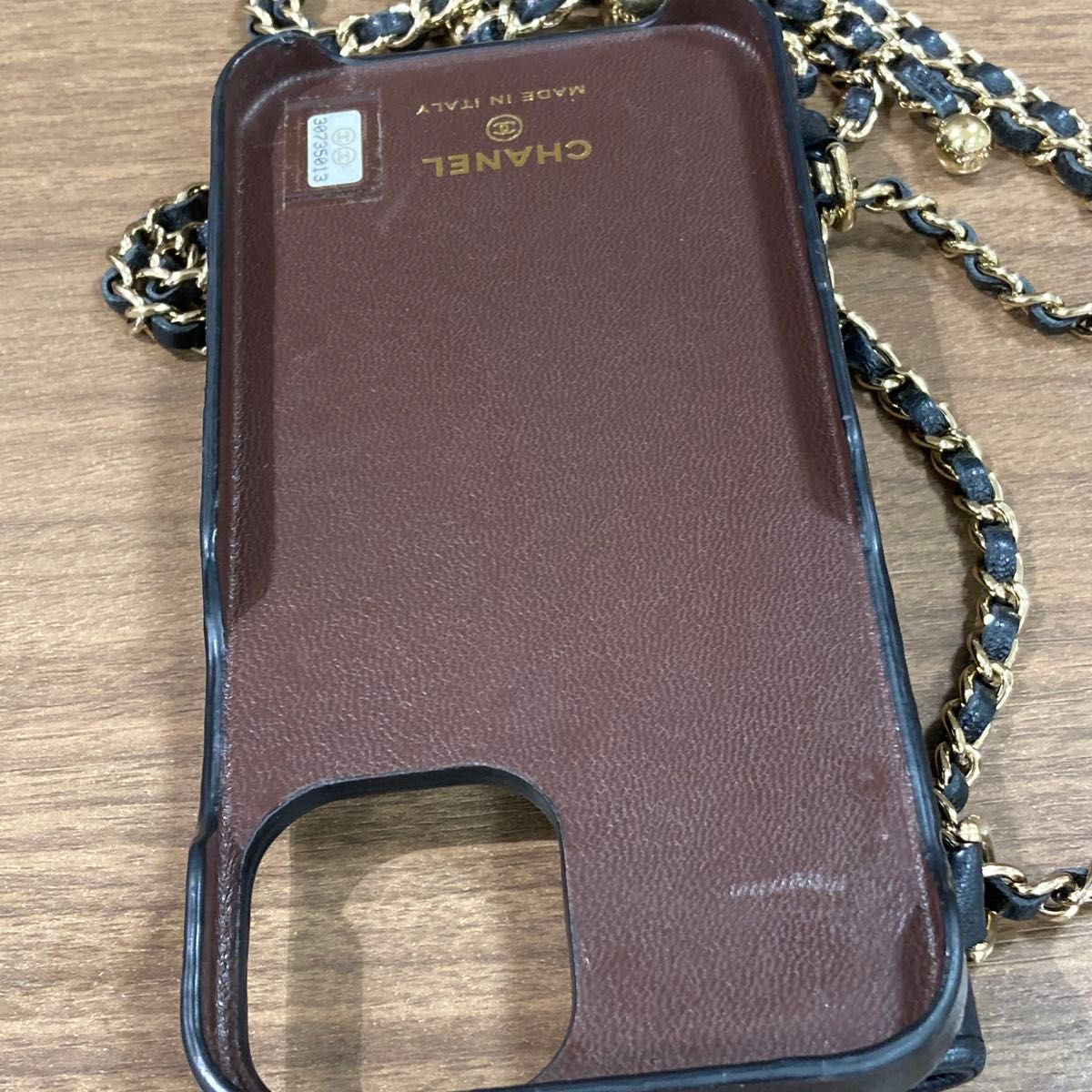 激レア CHANEL シャネル 小物 マトラッセ ラムスキン iPhone 激レア CHANEL シャネル 小物 マトラッセ ラムスキン iPhone
