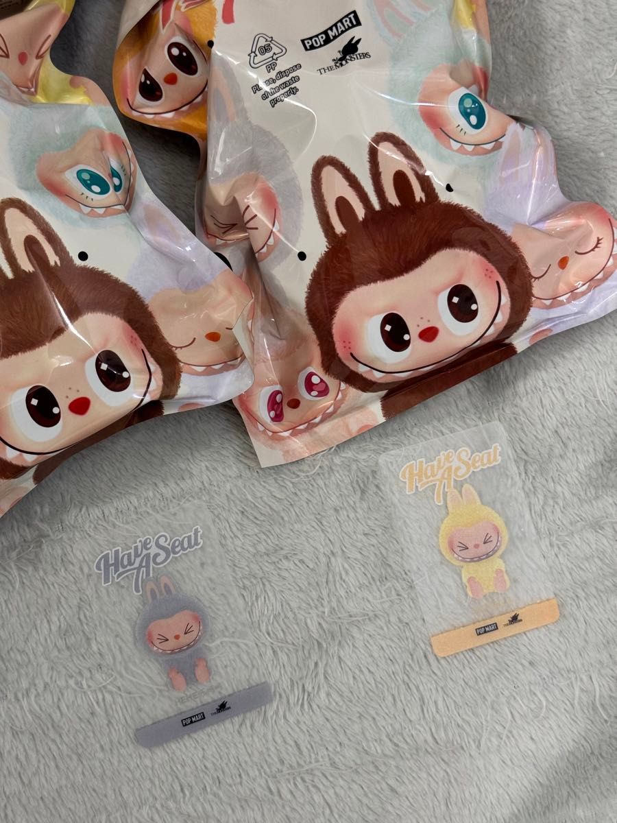 ポップマート ラブブ LABUBU ぬいぐるみ HEHEx2+ SISI+ ZIZI 4点 ポップマート ラブブ LABUBU ぬいぐるみ HEHEx2+ SISI+ ZIZI 4点
