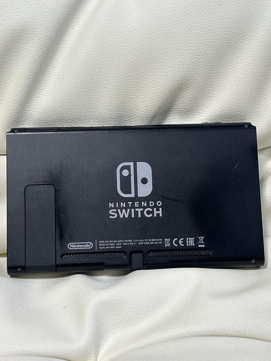 S33 Nintendo Switch 初期化済 本体のみ 動作確認済み S33 Nintendo Switch 初期化済 本体のみ 動作確認済み