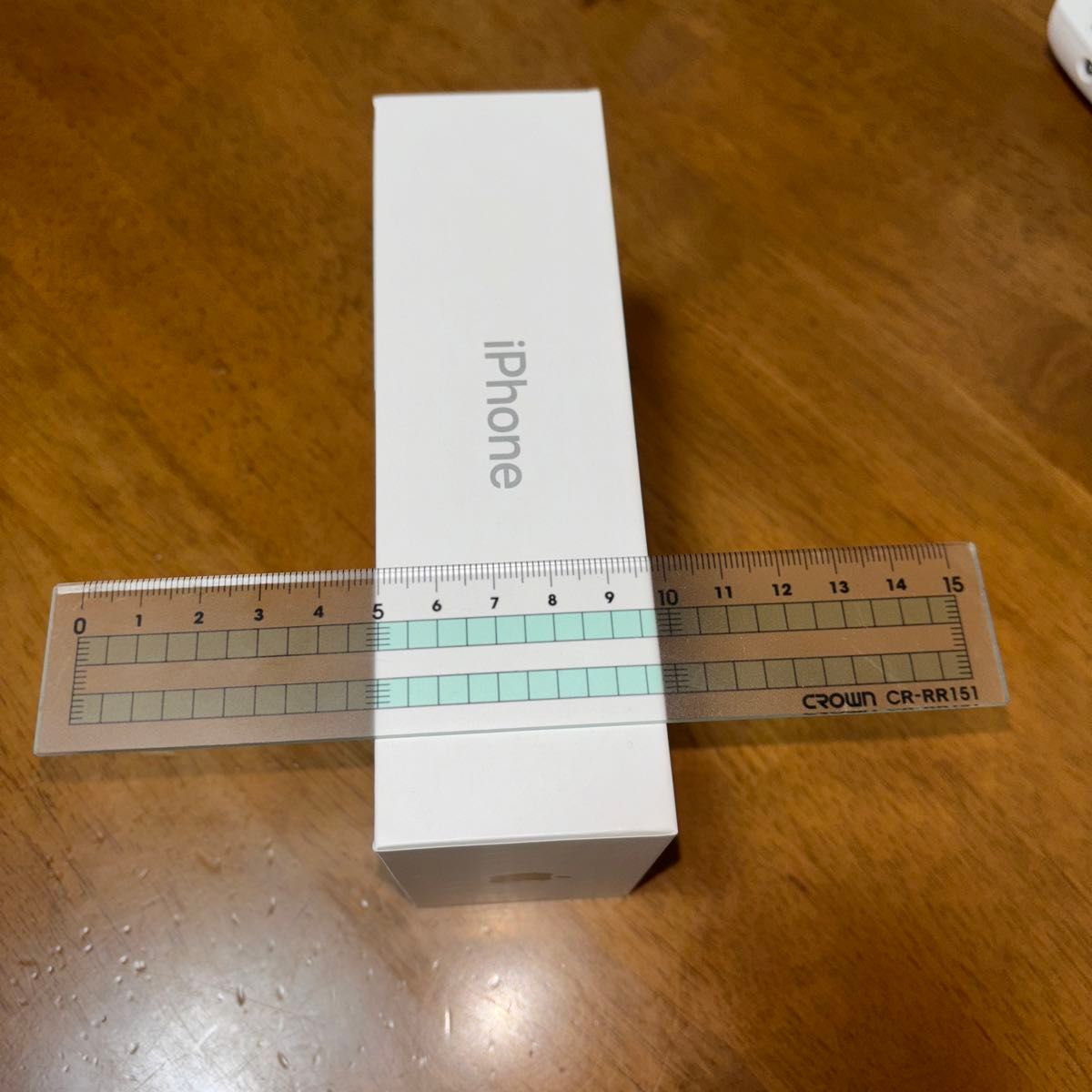 iPhone SE 第二世代 空箱のみと中古充電器|Yahoo!フリマ(旧 iPhone SE 第二世代 空箱のみと中古充電器|Yahoo!フリマ(旧