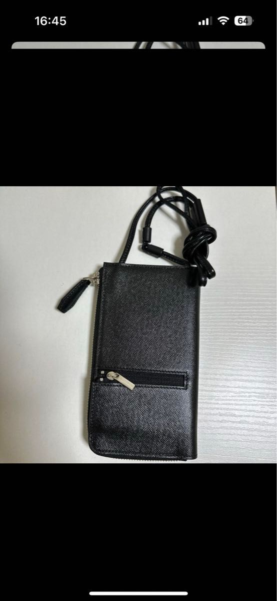 最終値下【新品未使用】FUJITAKA スマホショルダー ブラック 最終値下【新品未使用】FUJITAKA スマホショルダー ブラック