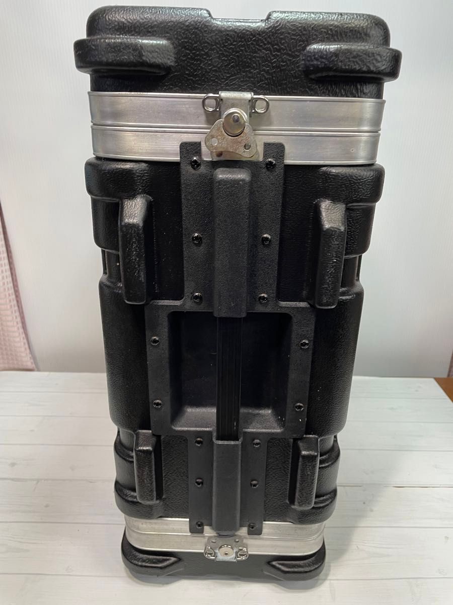 SKB製4Uプラスチックラックマウントケース/アナログシンセやミキサーなどに! SKB 4U ラックケース|Yahoo!フリマ(旧PayPayフリマ)