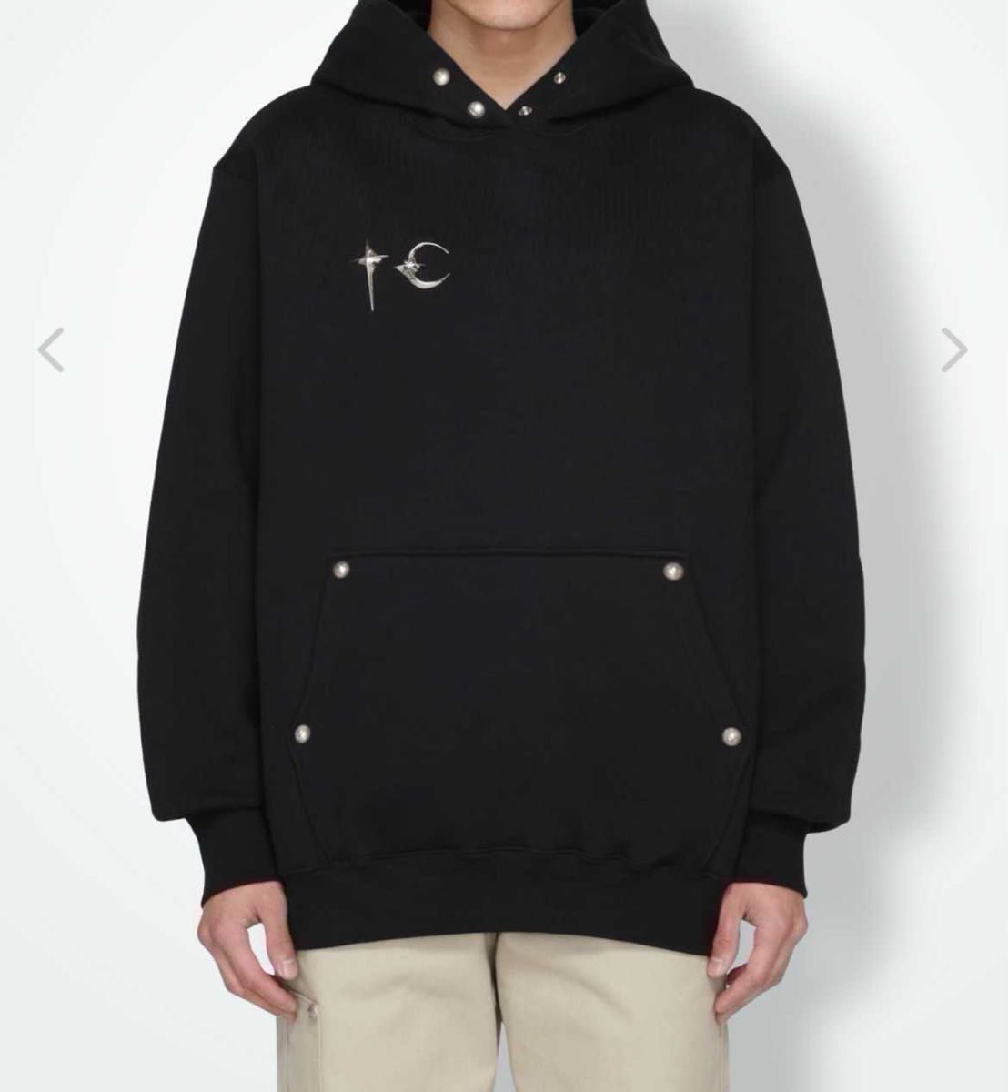 美品】Thug Club サグクラブ Armor Hoodie BLACK フーディ 韓国 美品】Thug Club サグクラブ Armor Hoodie BLACK フーディ 韓国