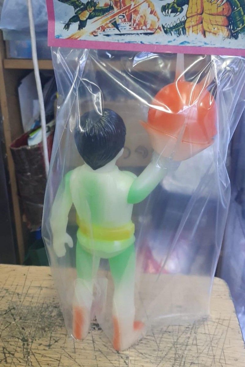 値下げ 仮面ライダーV3 パチ 無版権 パチモノ ソフビ 新品 未 値下げ 仮面ライダーV3 パチ 無版権 パチモノ ソフビ 新品 未