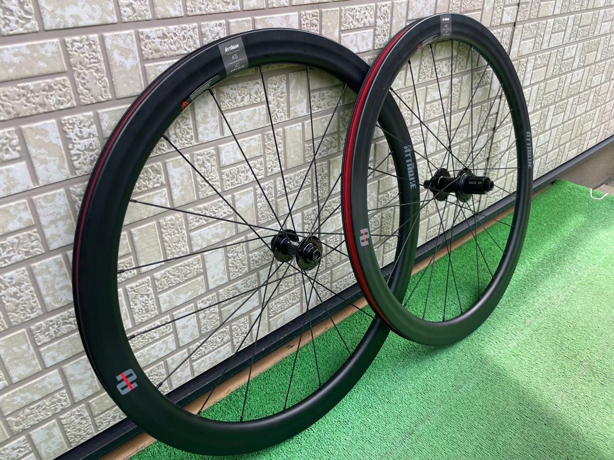 ATTAQUE 45mm カーボン クリンチャー ディスク ホイールセット ATTAQUE 45mm カーボン クリンチャー ディスク ホイールセット