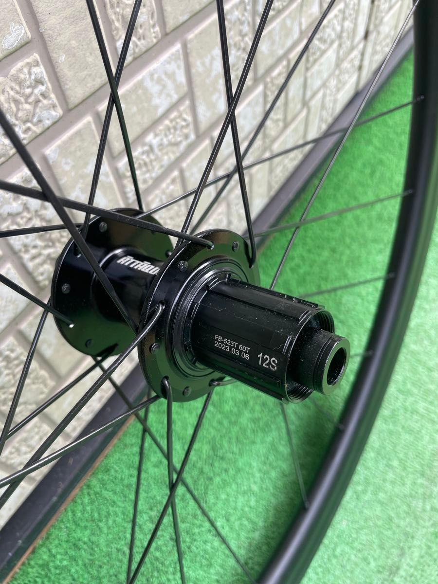 ATTAQUE 45mm カーボン クリンチャー ディスク ホイールセット ATTAQUE 45mm カーボン クリンチャー ディスク ホイールセット