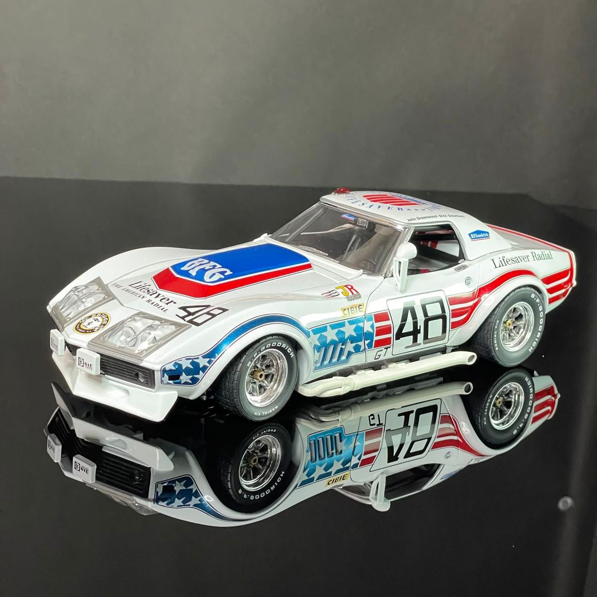 日本未入荷 1/18 Carousel 1 シボレー コルベット C3 L-88 日本未入荷 1/18 Carousel 1 シボレー コルベット C3 L-88