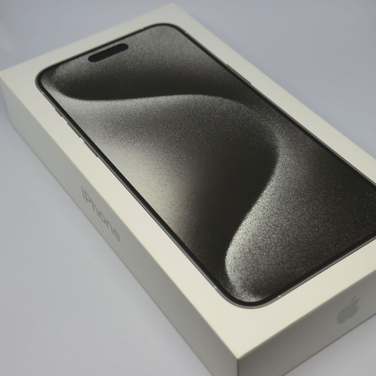 美品】iPhone 15 Pro Max ホワイトチタニウム 256 GB SIMフリー 美品】iPhone 15 Pro Max ホワイトチタニウム 256 GB SIMフリー