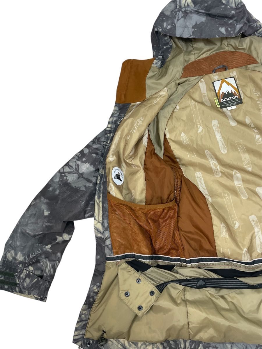 美品 BURTON バートン スノーボード ウェア リアルツリーカモ柄 美品 BURTON バートン スノーボード ウェア リアルツリーカモ柄