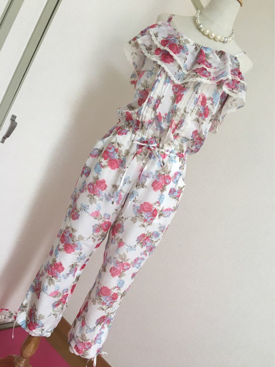 ヤフオク L Est Roseレストローズ 薔薇柄フリル使いコンビ ヤフオク L Est Roseレストローズ 薔薇柄フリル使いコンビ