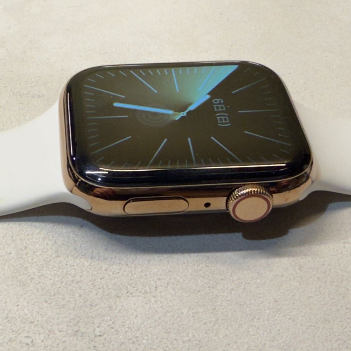 即決 ゴールドステンレス Apple watch Series4 GPS+Cellular 即決 ゴールドステンレス Apple watch Series4 GPS+Cellular