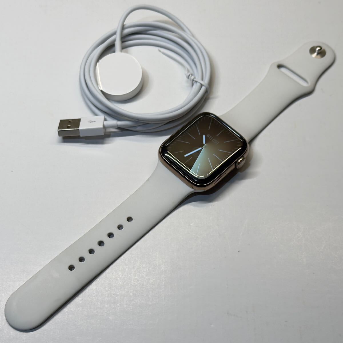 即決 ゴールドステンレス Apple watch Series4 GPS+Cellular 即決 ゴールドステンレス Apple watch Series4 GPS+Cellular