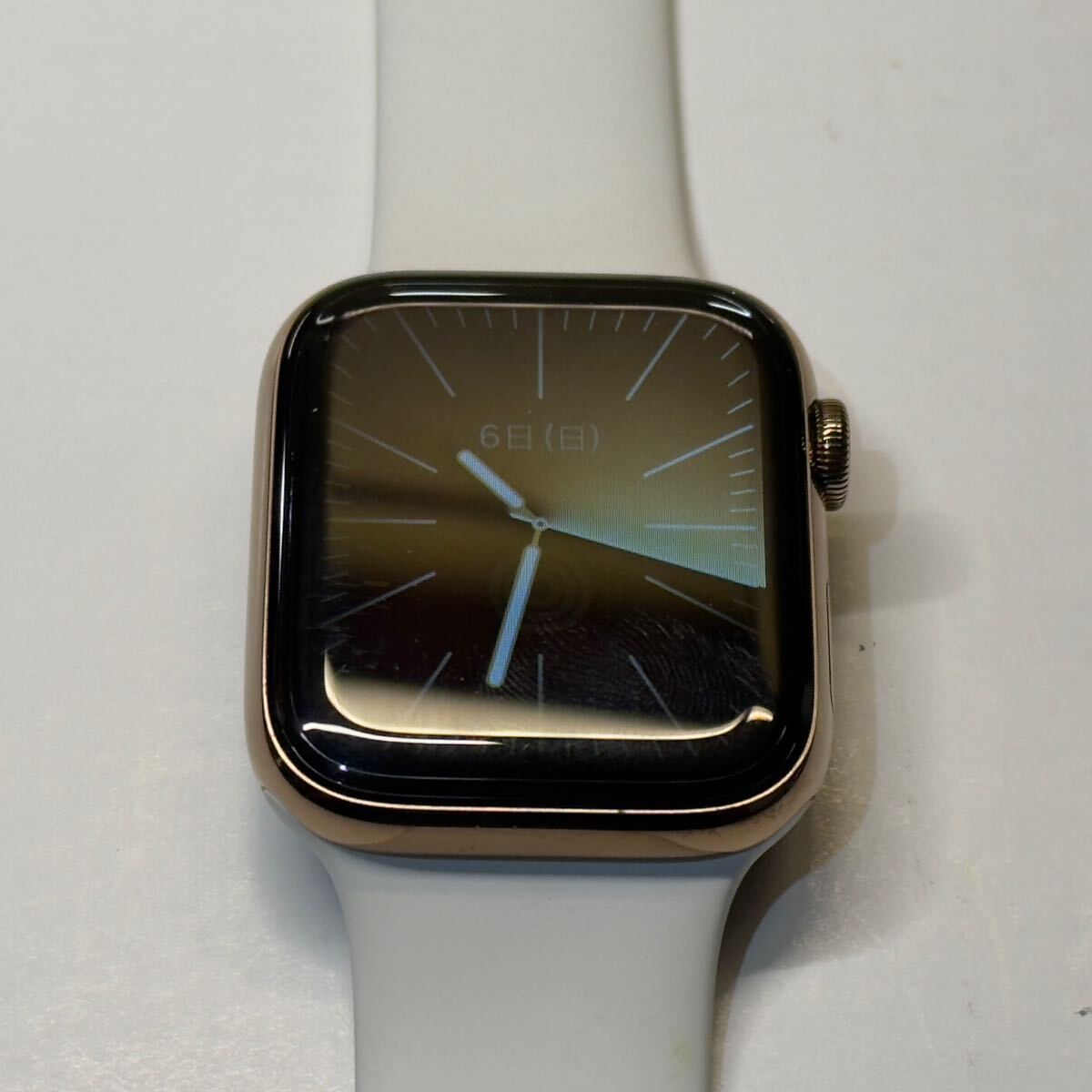 即決 ゴールドステンレス Apple watch Series4 GPS+Cellular 即決 ゴールドステンレス Apple watch Series4 GPS+Cellular
