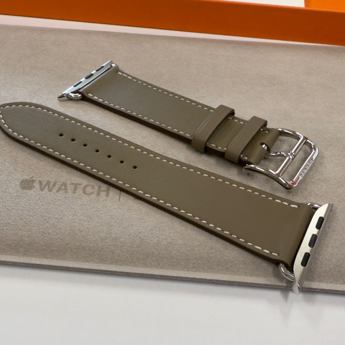 希少 即決 未使用 エトゥープ Apple watch HERMES エルメス 希少 即決 未使用 エトゥープ Apple watch HERMES エルメス