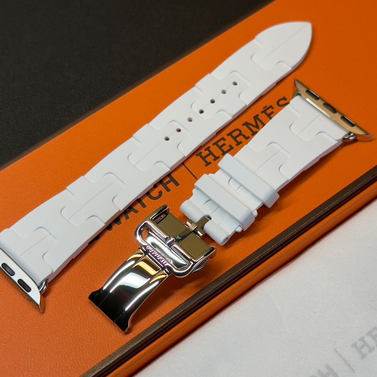 即決 未使用 白 キリム Apple Watch Hermes 42mm 40mm 41mm 即決 未使用 白 キリム Apple Watch Hermes 42mm 40mm 41mm