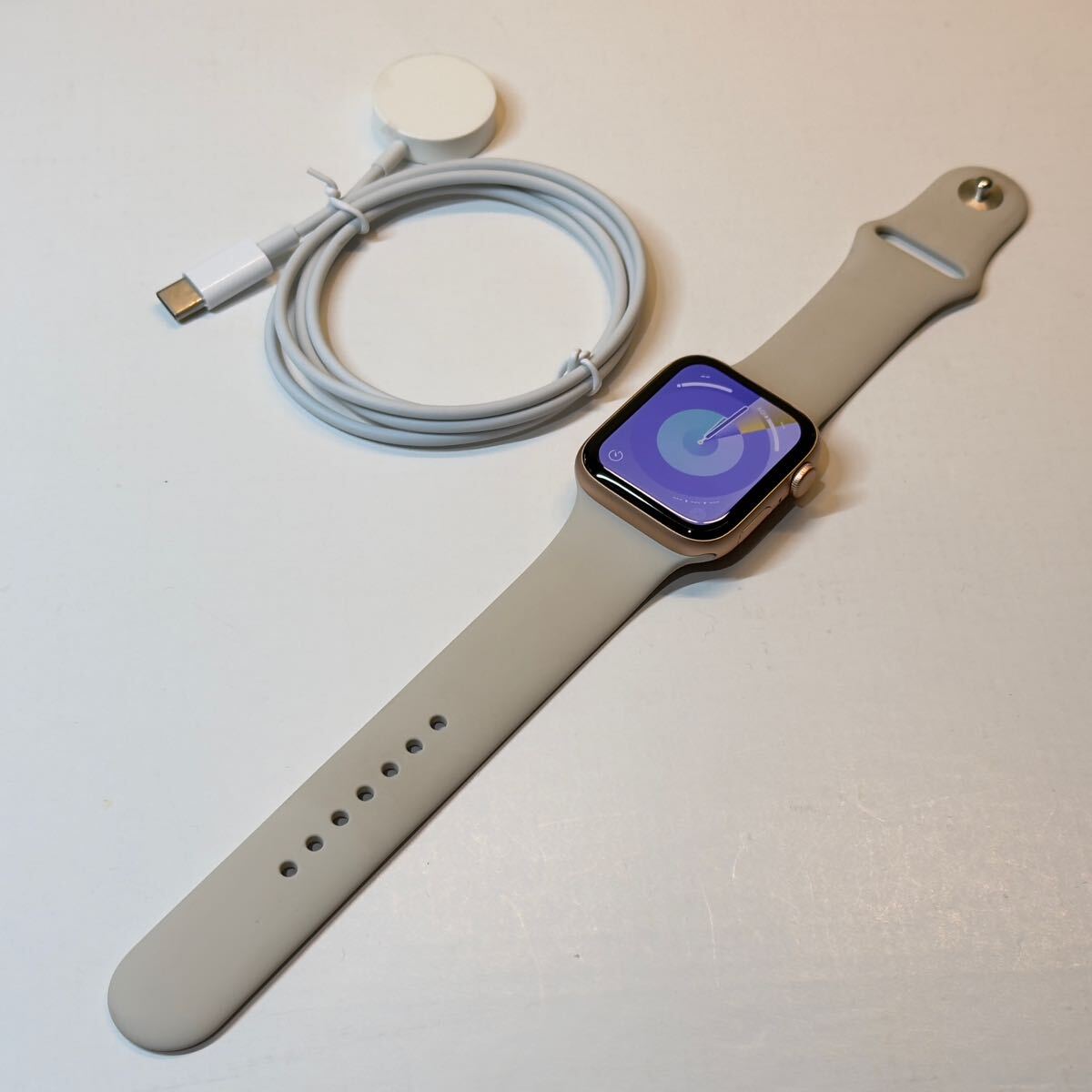 即決 美品 バッテリー100% 初めての方もオススメ Apple Watch 即決 美品 バッテリー100% 初めての方もオススメ Apple Watch