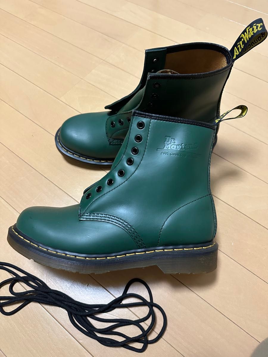 Dr.Martens グリーン 8ホール UK7 26cm ドクターマーチン 8ホール 26cm us8 uk7 グリーン 緑 新品未使用