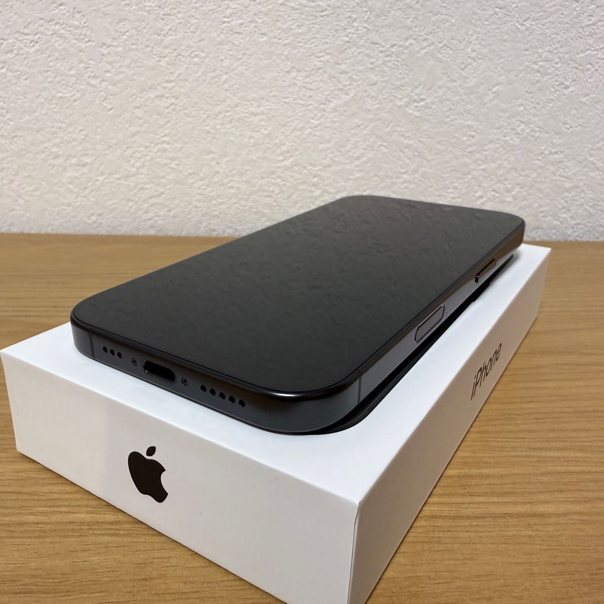 Apple iPhone 16 Pro ブラックチタニウム 黒 256GB 本体|Yahoo Apple iPhone 16 Pro ブラックチタニウム 黒 256GB 本体|Yahoo
