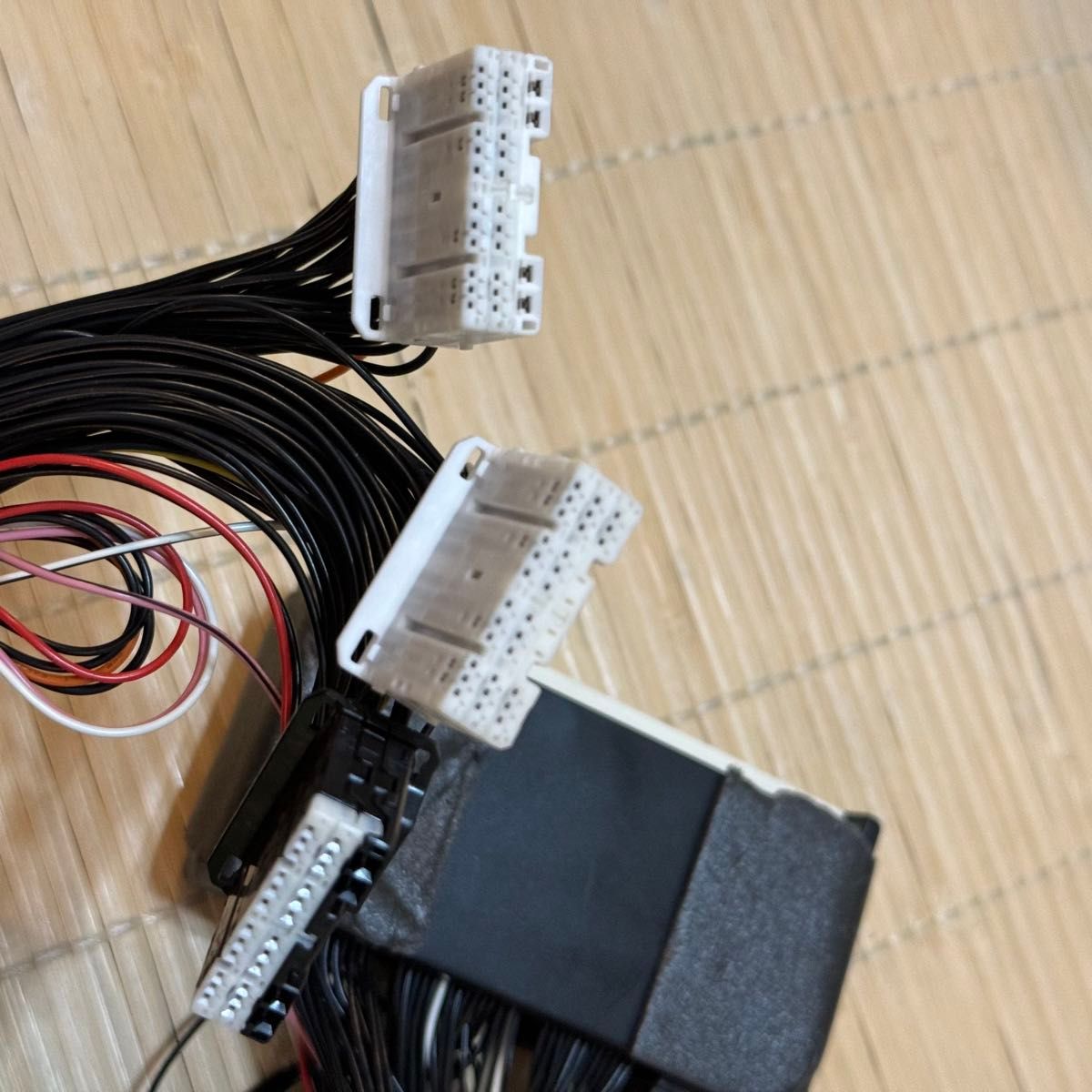 トヨタ ディスプレイオーディオ VAD-V50 ビデオアダプタ|Yahoo トヨタ ディスプレイオーディオ VAD-V50 ビデオアダプタ|Yahoo