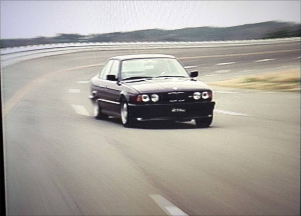 #BM#BMW M5(E34) на Cresta Tourer V#FF мир игрок право 