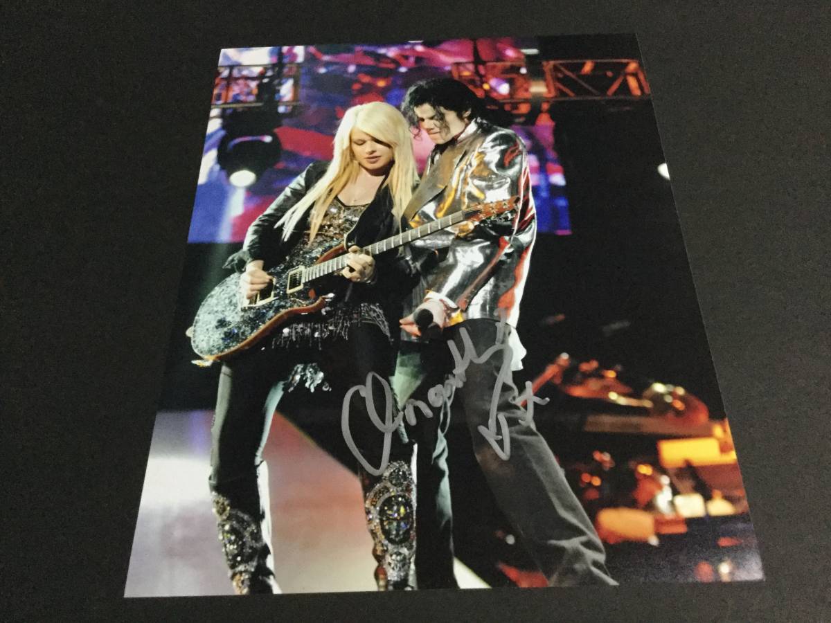 マイケルジャクソン・THIS IS IT Orianthi オリアンティ・パナガリス　直筆 サイン フォト_画像4