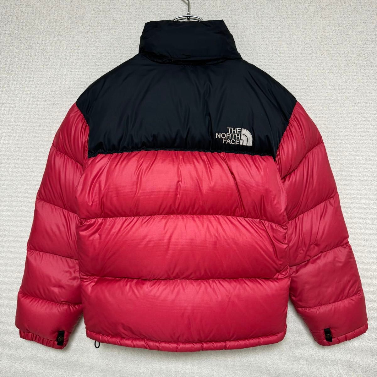 THE NORTH FACE ノースフェイス ヌプシ ダウンジャケット レッド THE NORTH FACE ノースフェイス ヌプシ ダウンジャケット レッド