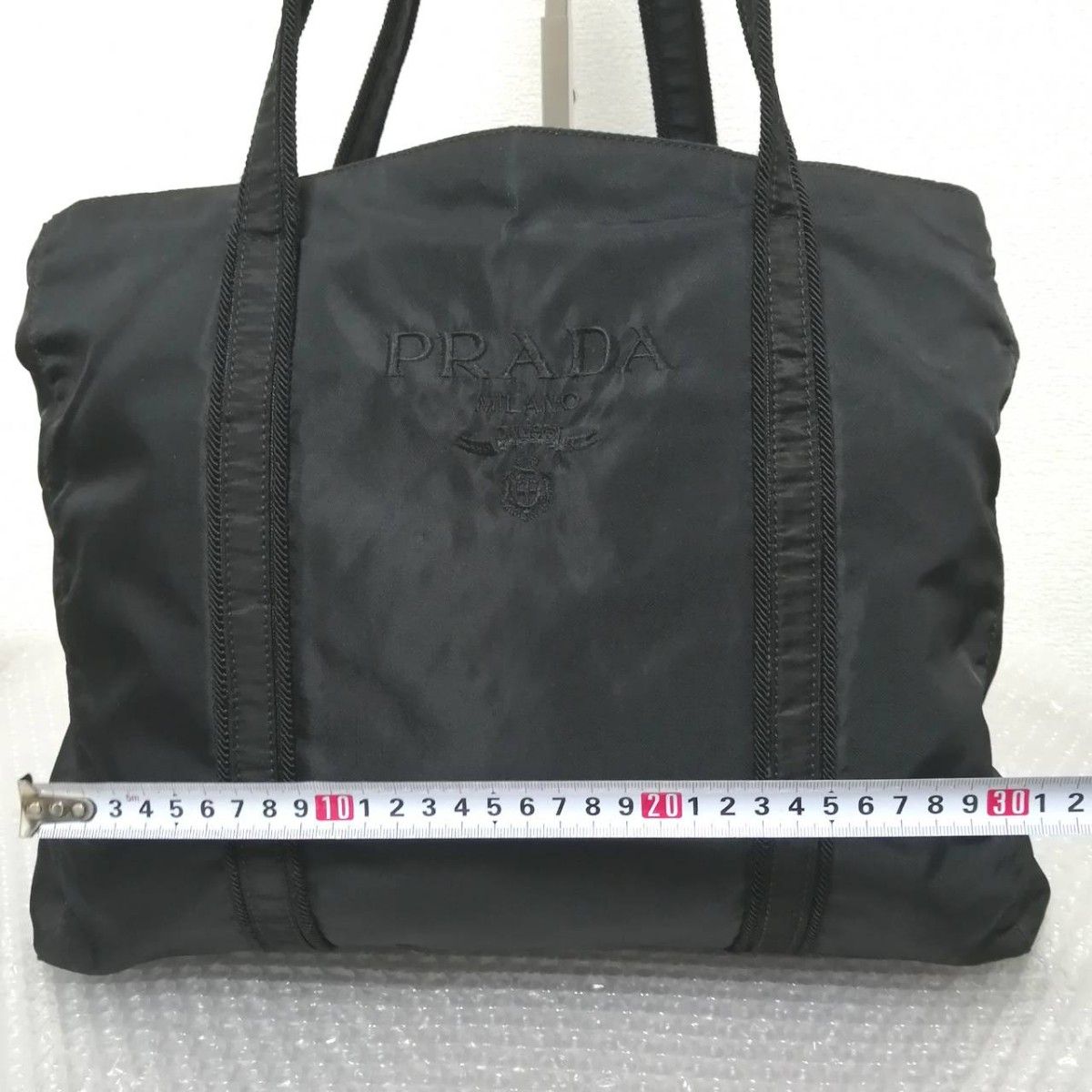 A4収納可【極美品】PRADA プラダ トートバッグ ナイロン 黒 A4収納可【極美品】PRADA プラダ トートバッグ ナイロン 黒