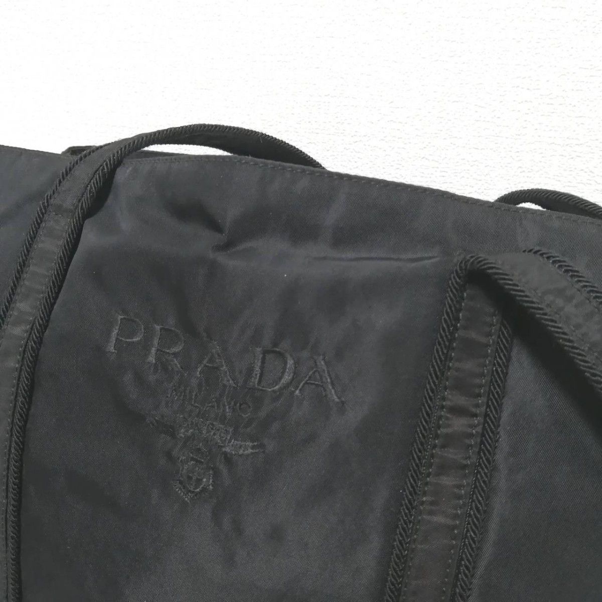 A4収納可【極美品】PRADA プラダ トートバッグ ナイロン 黒 A4収納可【極美品】PRADA プラダ トートバッグ ナイロン 黒