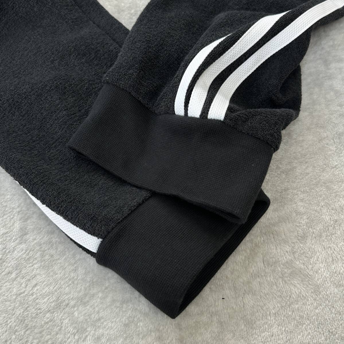 新品未使用 adidas Originals Lサイズ アディダス オリジナルス 新品未使用 adidas Originals Lサイズ アディダス オリジナルス