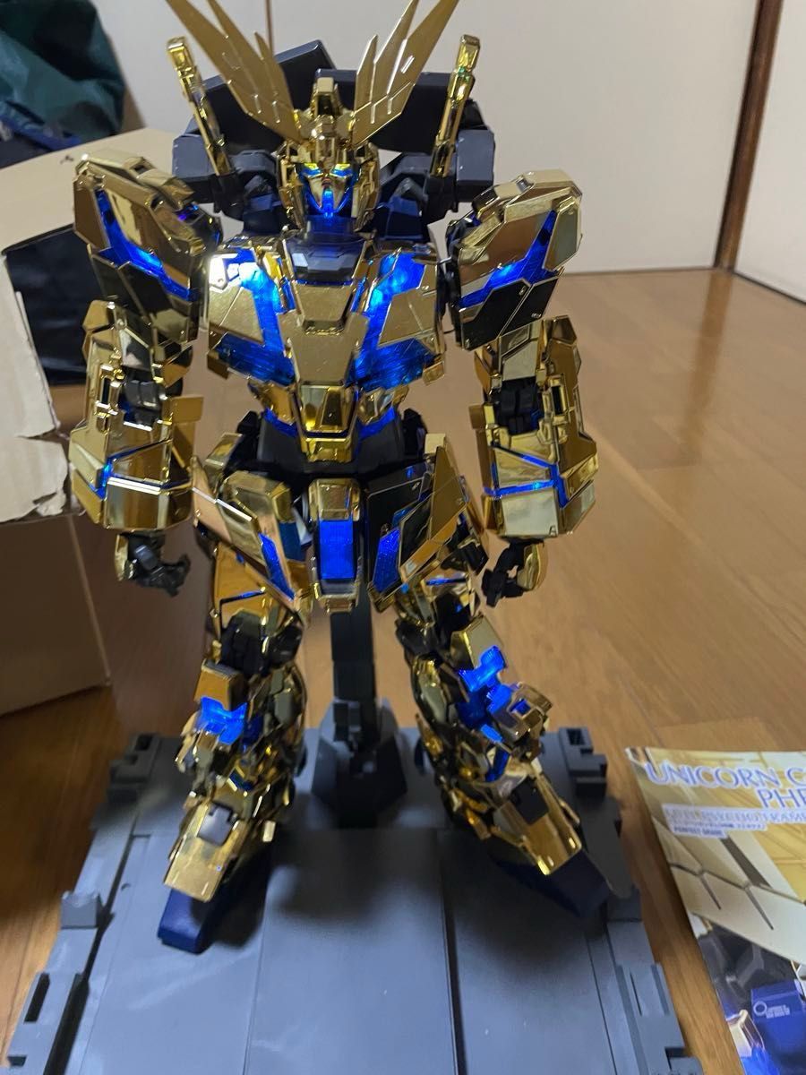 ユニコーンガンダム3号機 フェネクスpg プラモデル ガンプラ ユニコーンガンダム3号機 フェネクスpg プラモデル ガンプラ