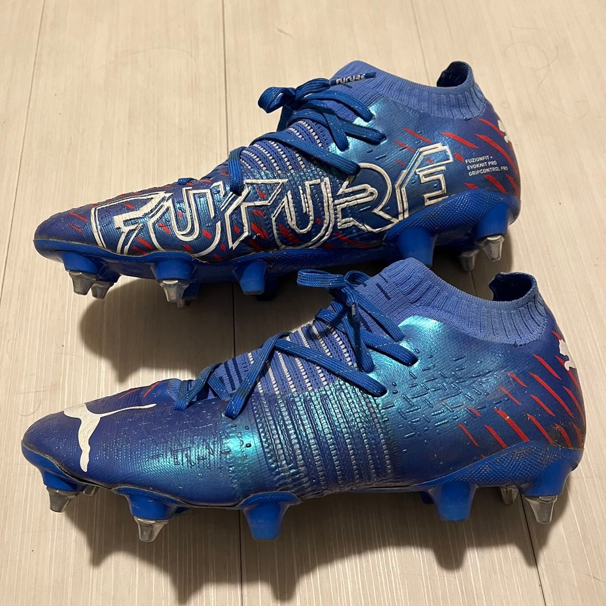 PUMA プーマ フューチャーZ 1 2ミックス SG 26 5 取替式サッカー PUMA プーマ フューチャーZ 1 2ミックス SG 26 5 取替式サッカー
