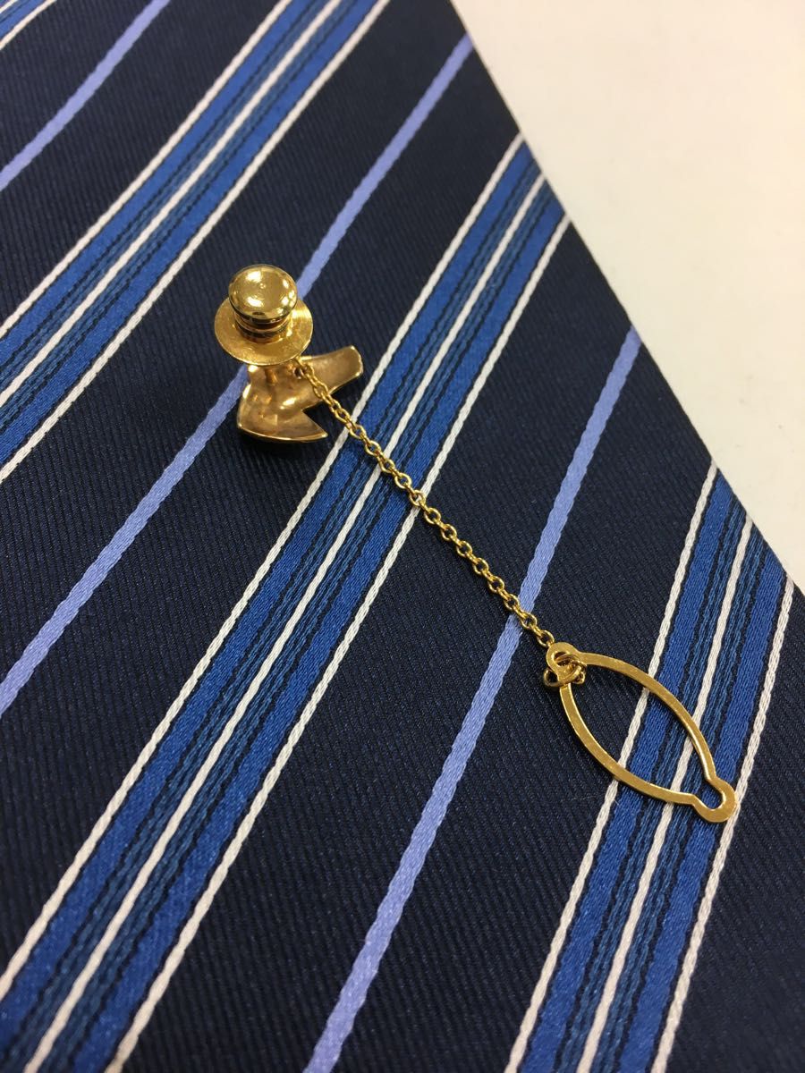 18金 馬のネクタイピン 新品 宝石店ストック 馬 ネクタイピン 金 18金 馬のネクタイピン 新品 宝石店ストック 馬 ネクタイピン 金