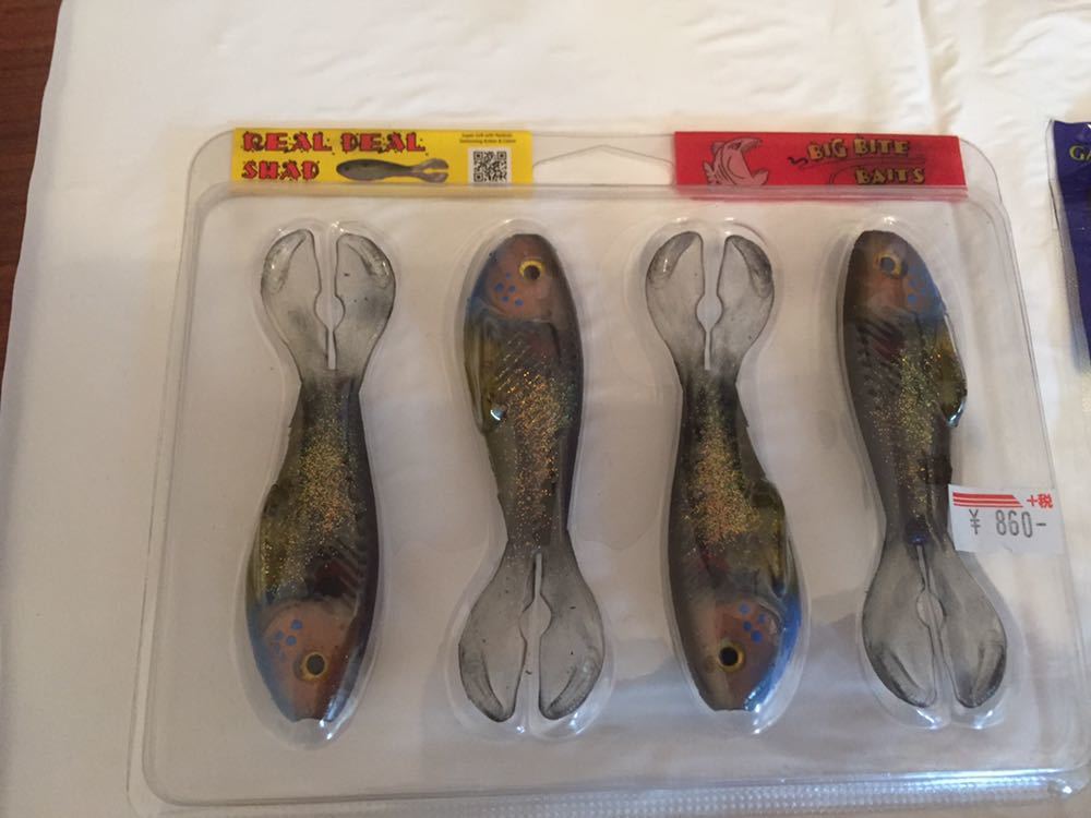 【新品、未使用】No.555 ビッグバイトベイツ Ribbit バスプロショップ GRANDEBASS ワーム ブラックバス PESKY PERCH REAL DEAL SHADの画像3