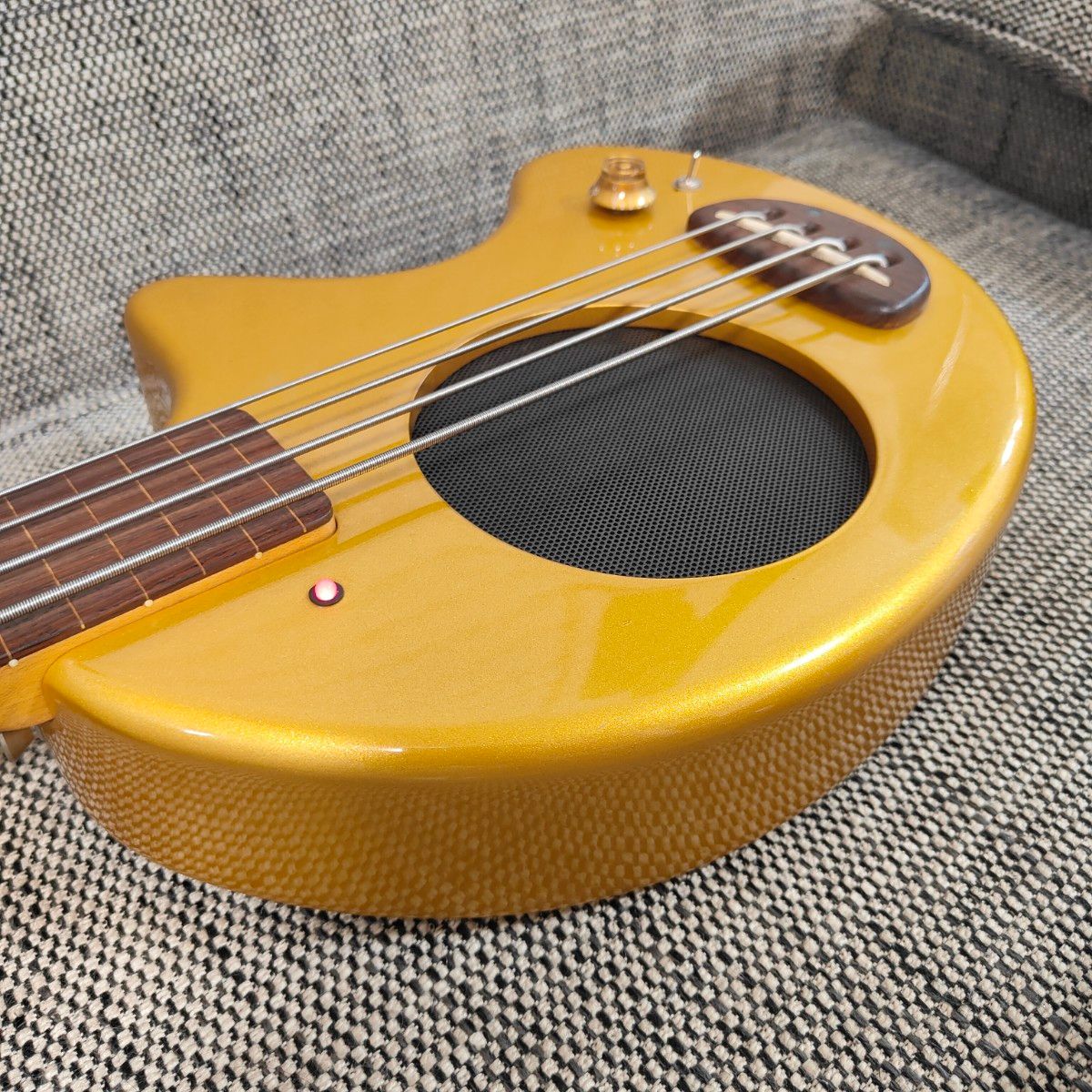 ZO-3 PIE-ZO BASS GOLD レア ピエゾー フレットレス ベース ZO-3 PIE-ZO BASS GOLD レア ピエゾー フレットレス ベース