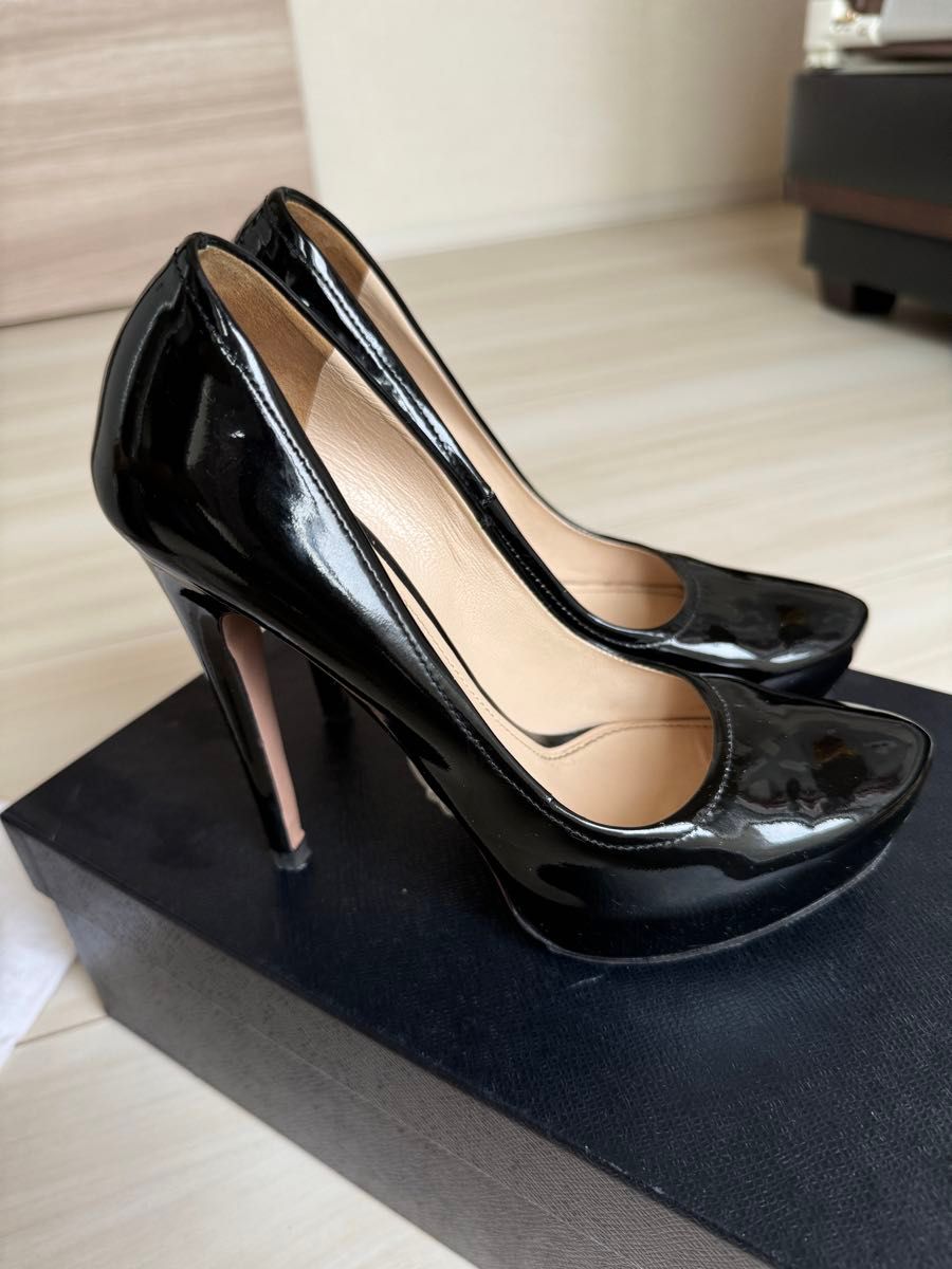 PRADA プラダ パンプス ハイヒール ブラック エナメル|Yahoo PRADA プラダ パンプス ハイヒール ブラック エナメル|Yahoo