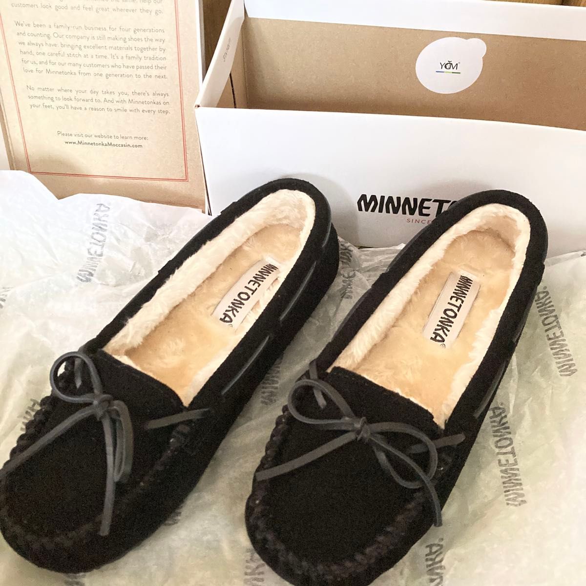 MINNETONKA 新品 箱付 ミネトンカ モカシン ボア付き ブラック MINNETONKA 新品 箱付 ミネトンカ モカシン ボア付き ブラック
