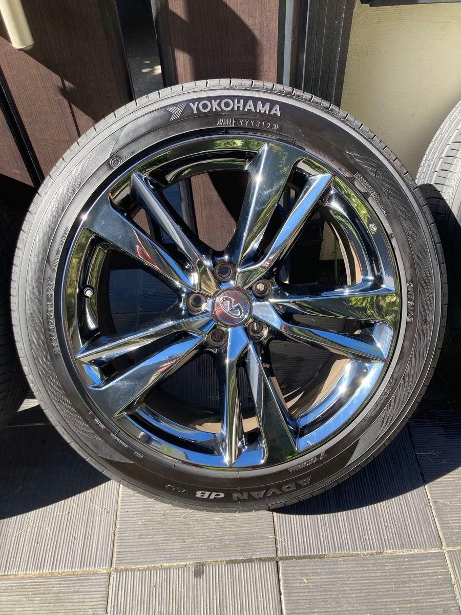 日産 V37 スカイライン 純正オプション アルミホイール 19インチ 日産 V37 スカイライン 純正オプション アルミホイール 19インチ