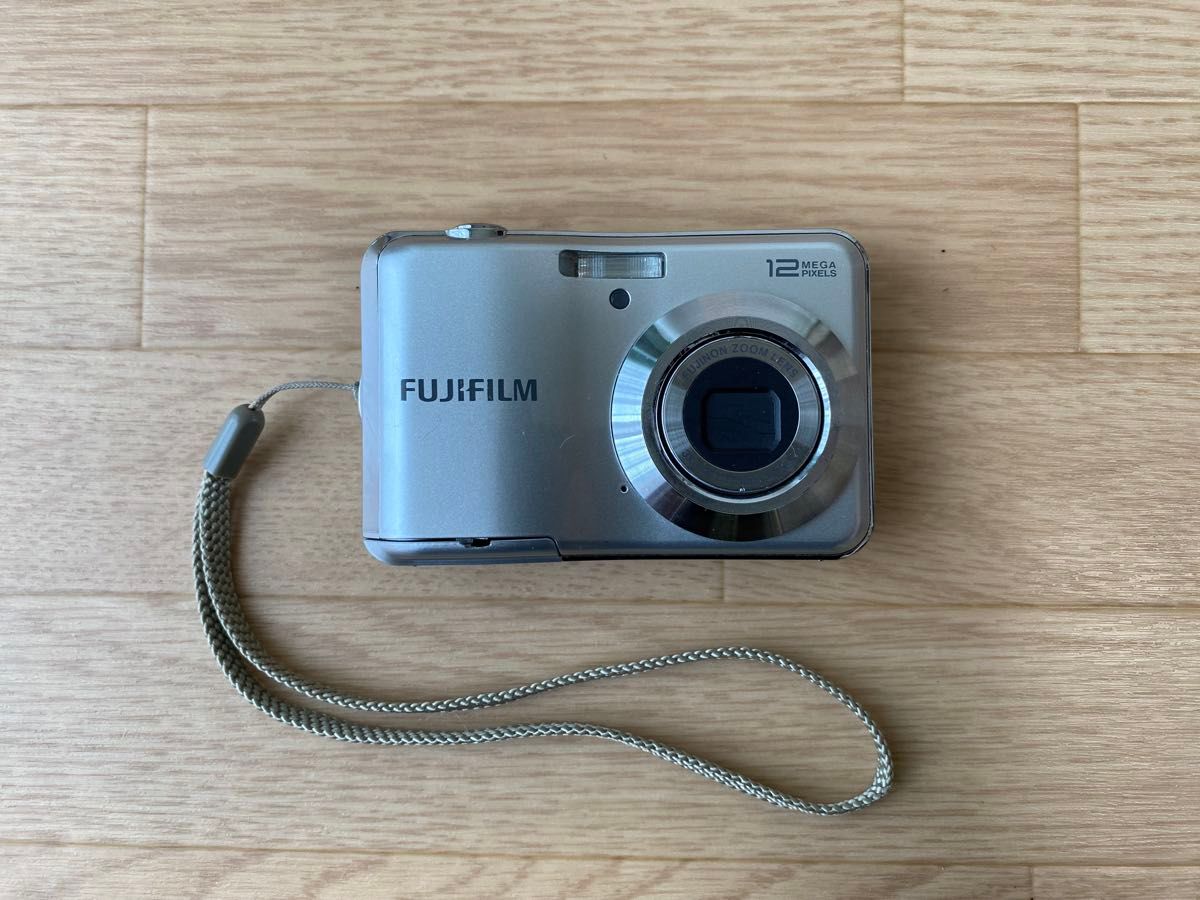 FUJIFILM FINEPIX AV100 デジタルカメラ 12メガピクセル｜Yahoo