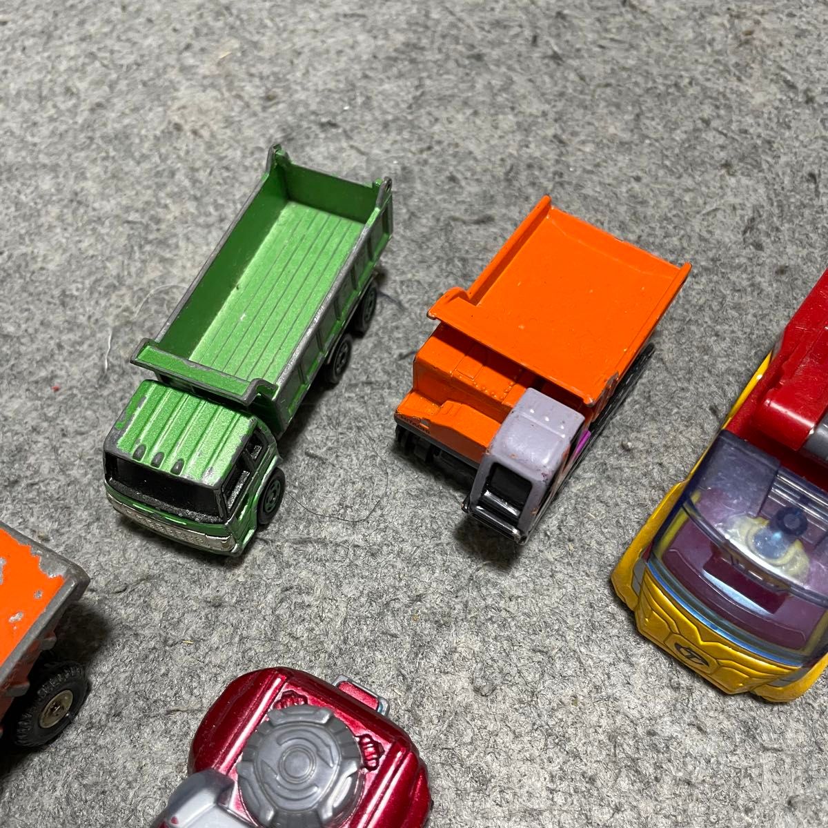 トミカ 8個 まとめ売り|Yahoo!フリマ(旧PayPayフリマ) トミカ 8個 まとめ売り|Yahoo!フリマ(旧PayPayフリマ)