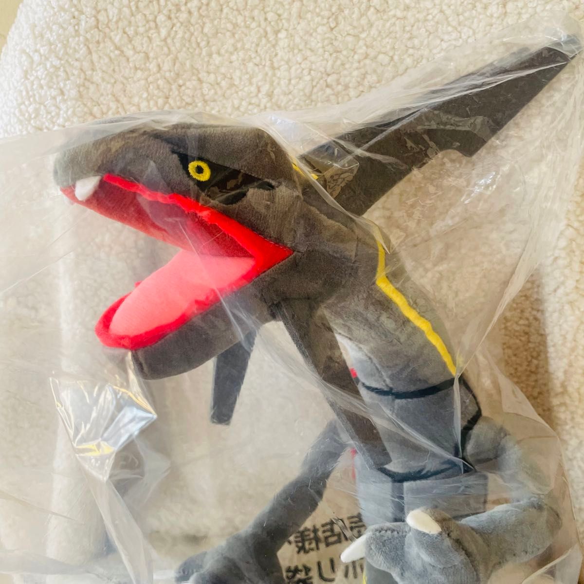 TAKARA TOMY 黒のレックウザ ぬいぐるみ 色違い ポケモン 伝説 TAKARA TOMY 黒のレックウザ ぬいぐるみ 色違い ポケモン 伝説